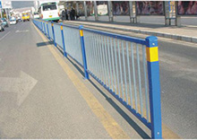 組裝式道路分離護欄