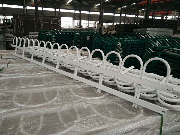 白色京式護(hù)欄