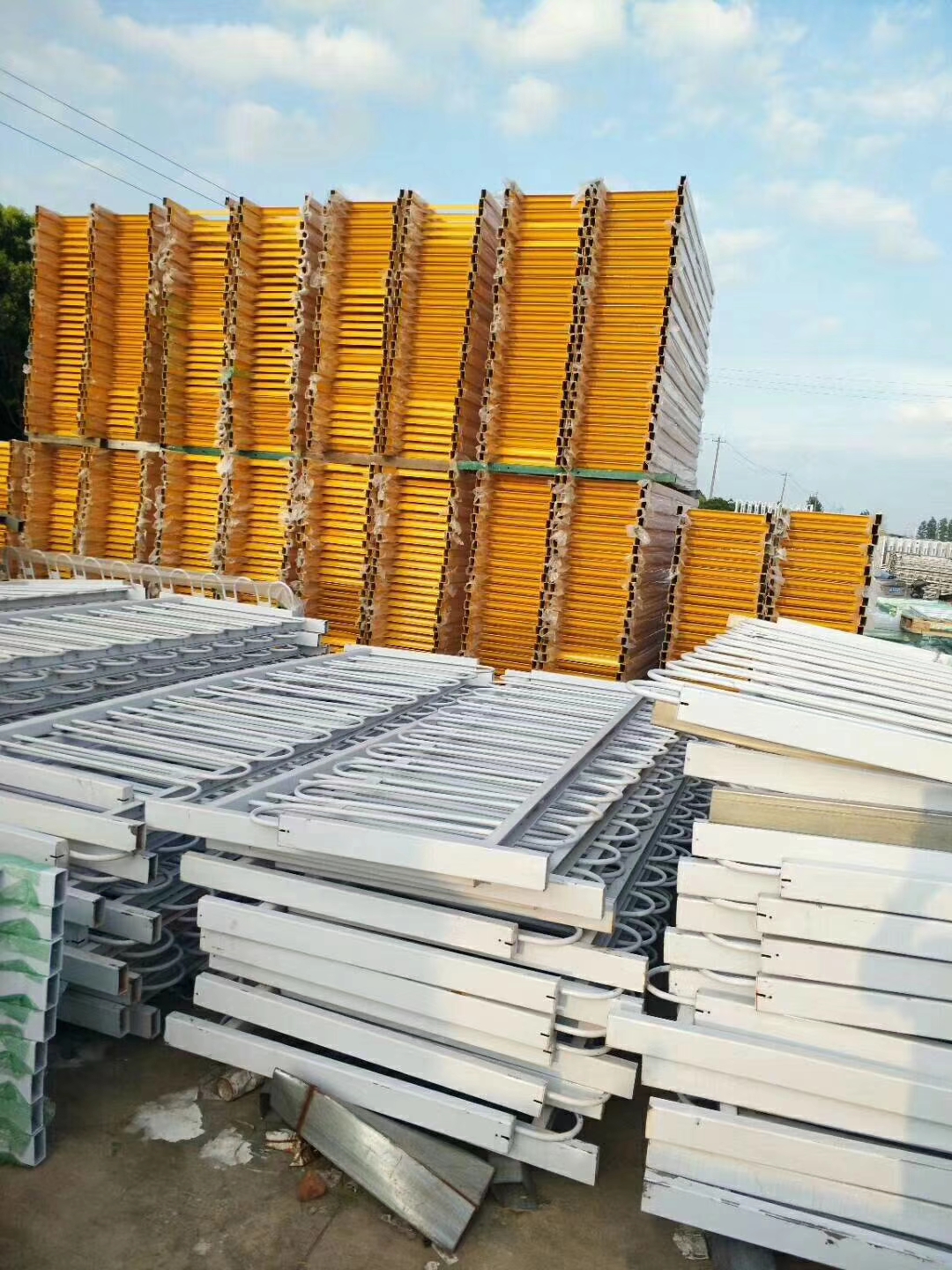 新型京式道路分離護(hù)欄